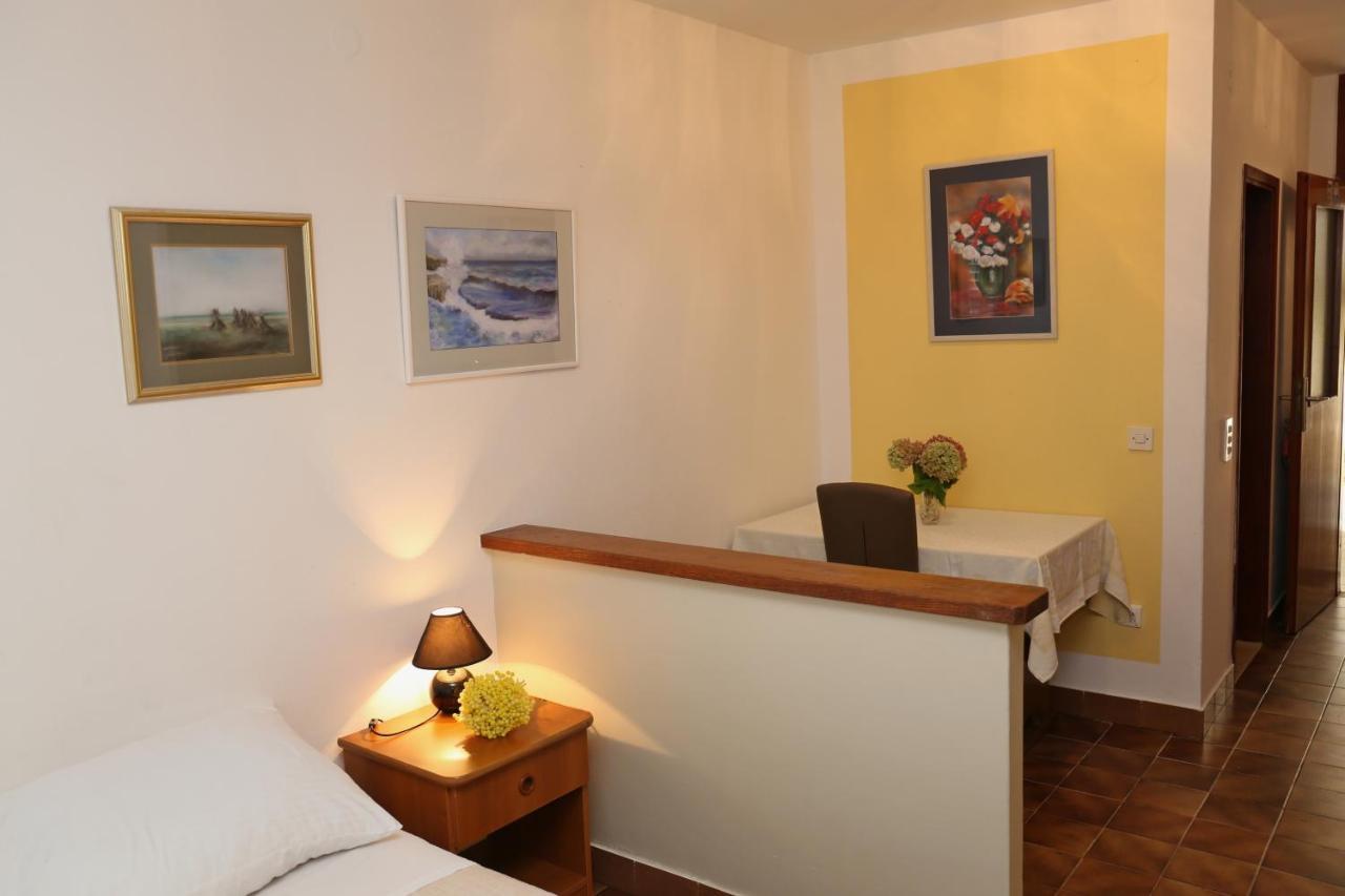 Apartments By The Sea Lumbarda, Korcula - 4446 Exterior foto